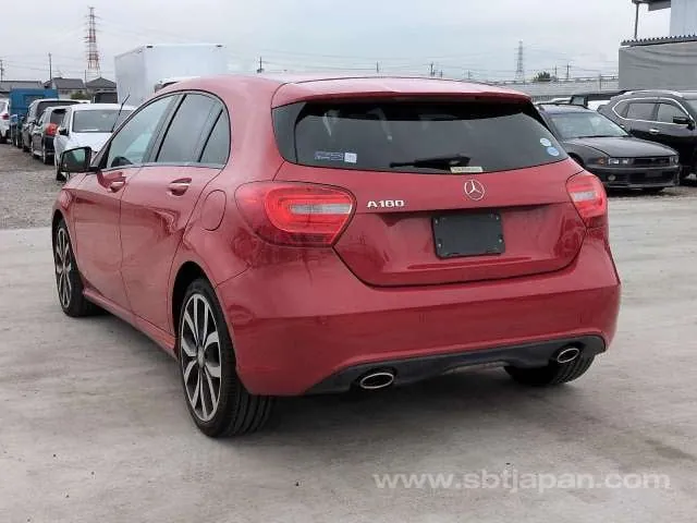 Mercedes-Benz A-Class 2015 photo 3