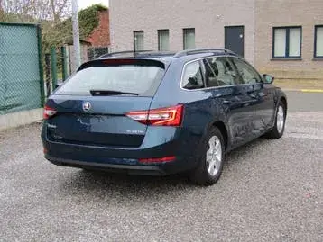 Skoda Superb 2017 photo 3