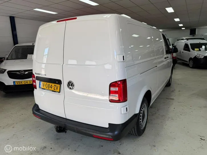 Volkswagen Transporter 2019 photo 3