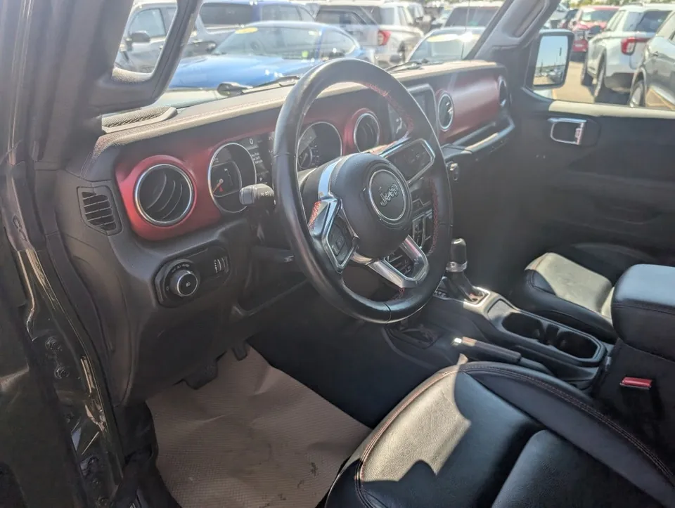 Jeep Wrangler 2023 photo 2