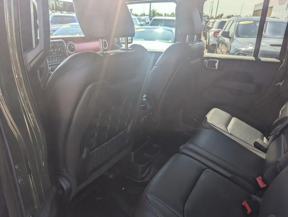 Jeep Wrangler 2023 photo 3