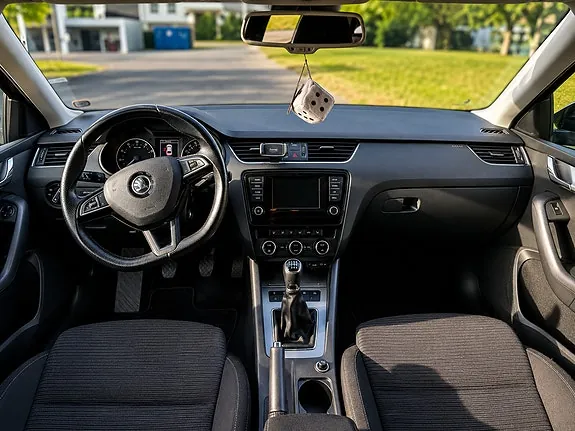 Skoda Octavia 2015 photo 5