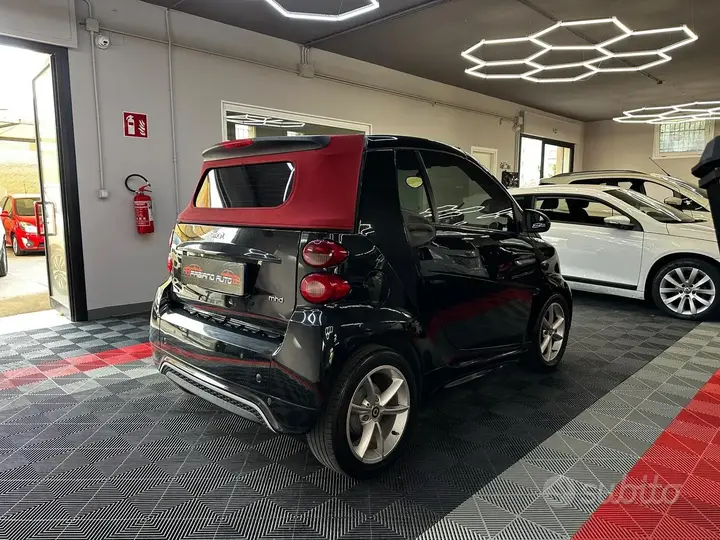 Smart Fortwo 2012 photo 4