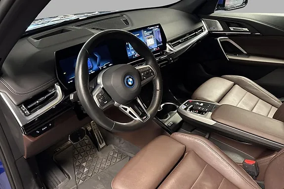 BMW Ix1 2023 photo 5