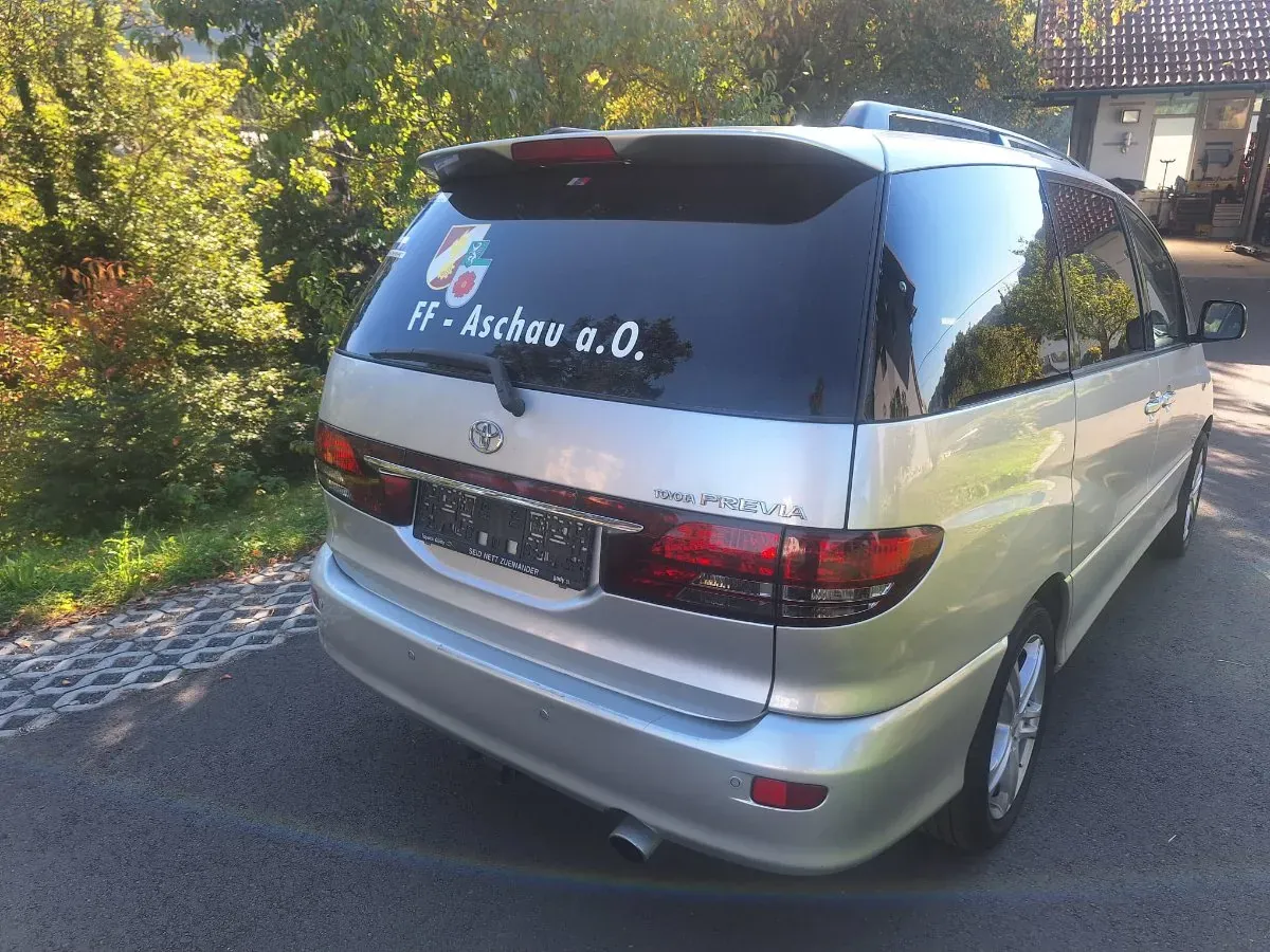 Toyota Previa 2006 photo 3