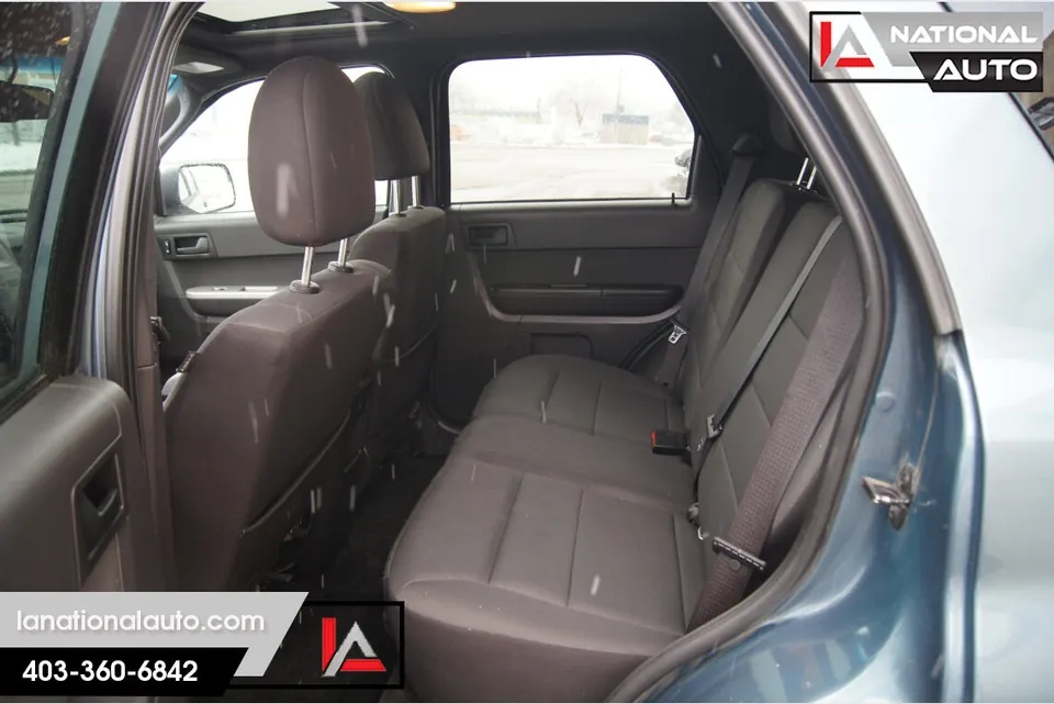 Ford Escape 2011 photo 3