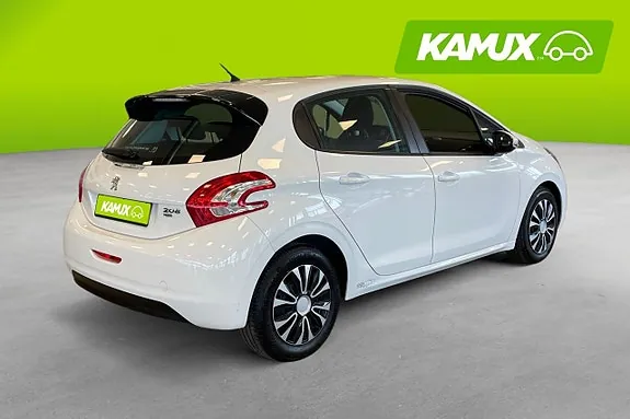 Peugeot 208 2014 photo 4