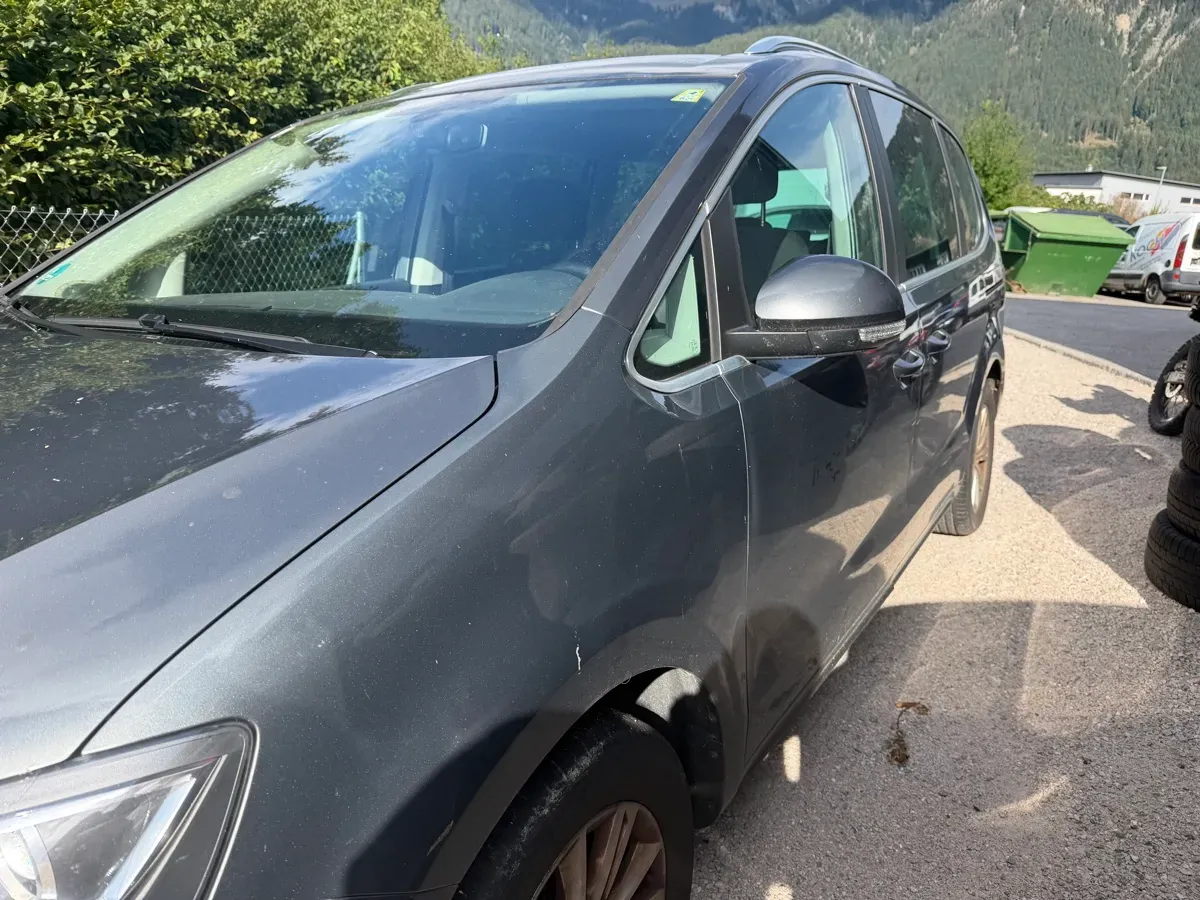 Seat Alhambra 2015 photo 2