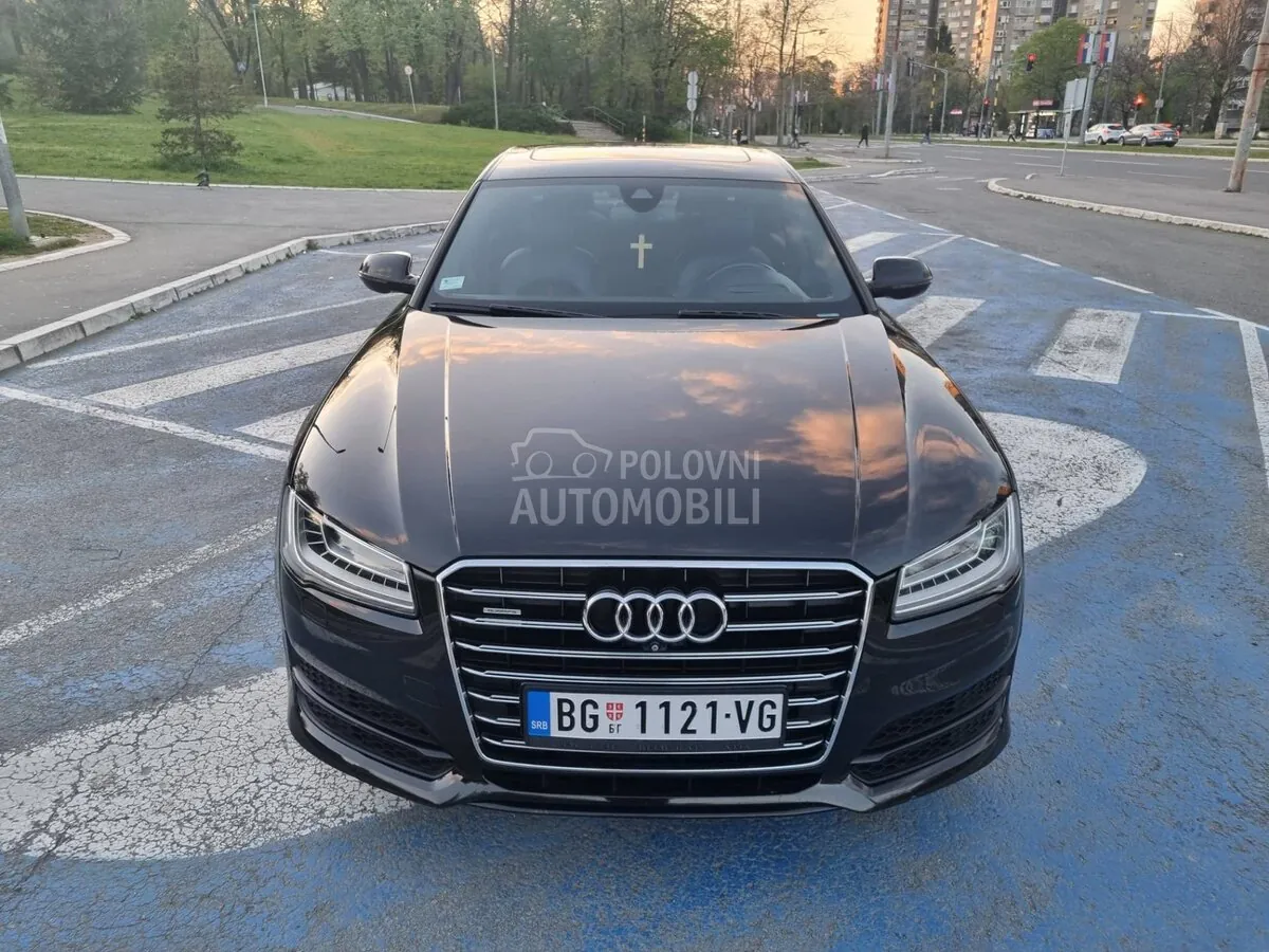 Audi A8 2016 photo 3