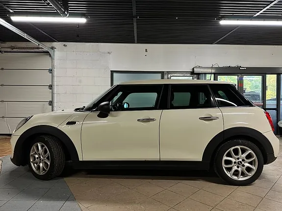 Mini One 2016 photo 2