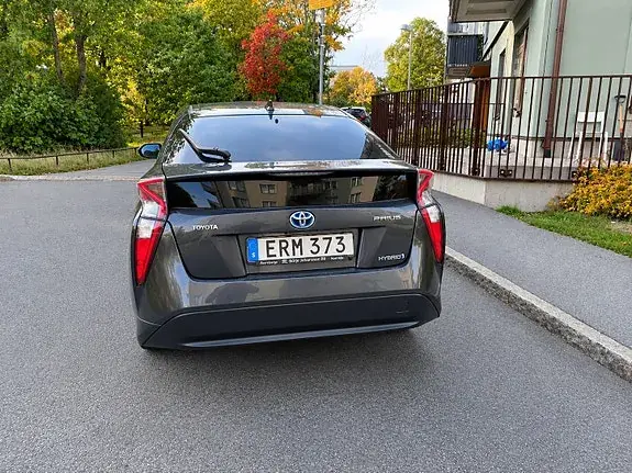 Toyota Prius 2016 photo 3