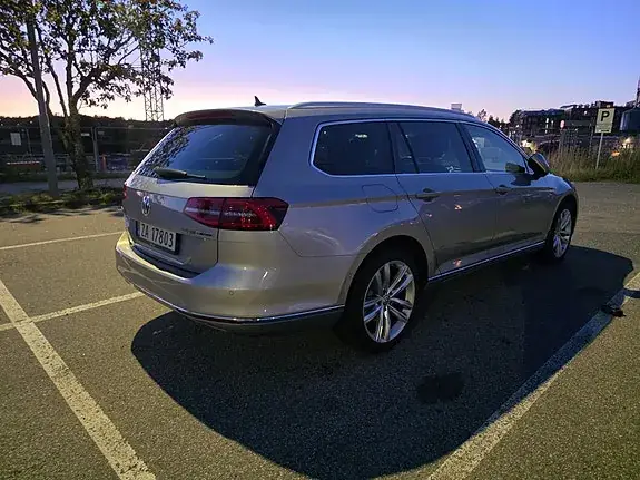 Volkswagen Passat 2016 photo 5