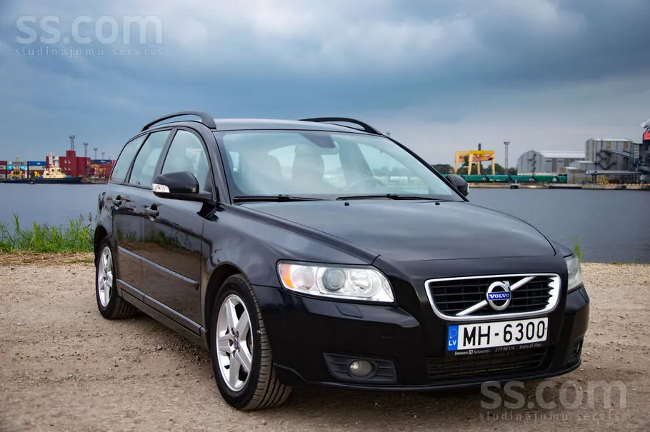 Volvo V50