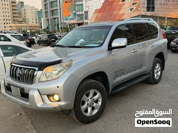 Toyota Prado 2011 photo 2