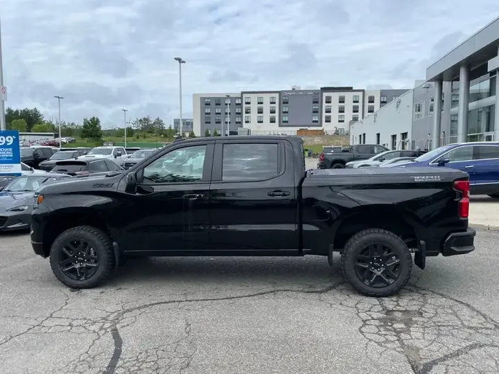 Chevrolet Silverado 1500 2026 photo 2