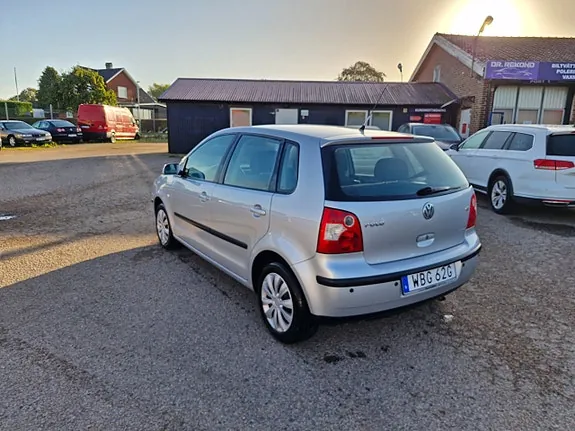 Volkswagen Polo 2004 photo 3
