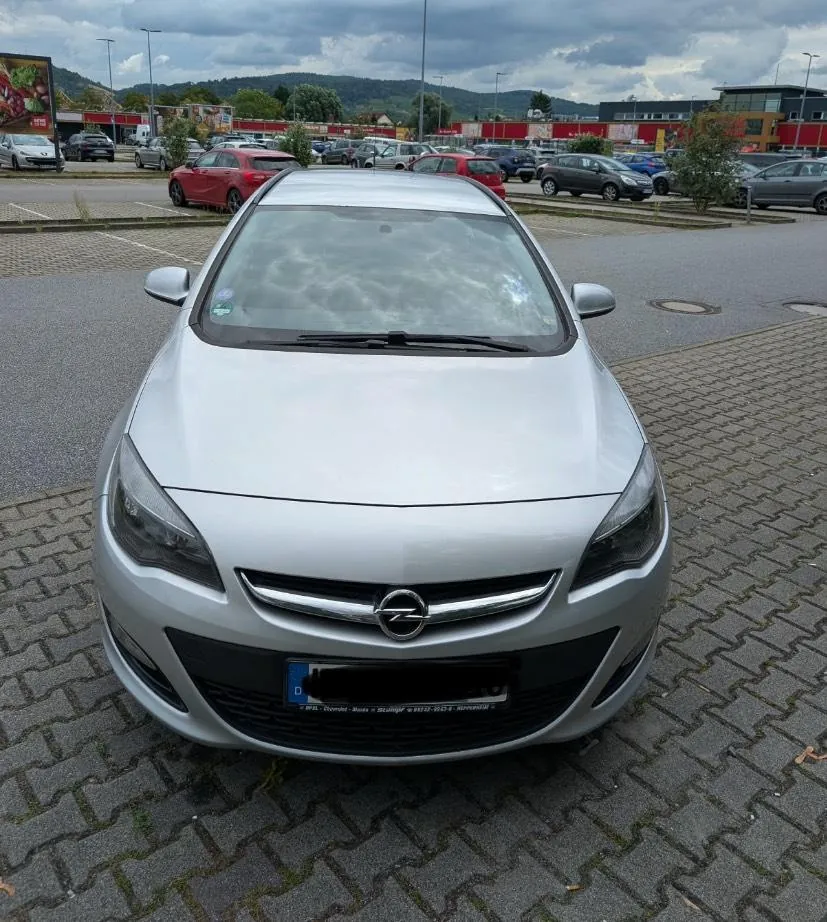 Opel Astra J