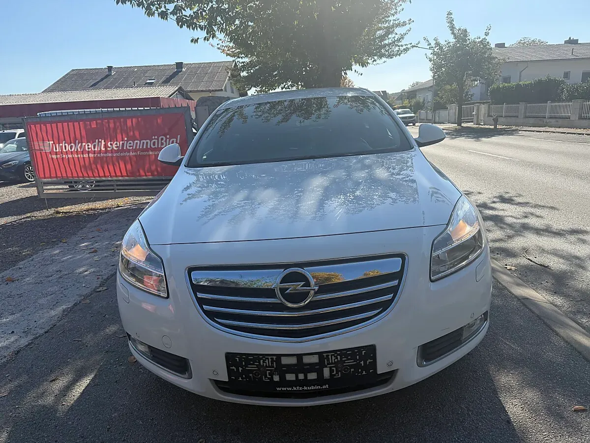 Opel Insignia 2011 photo 2