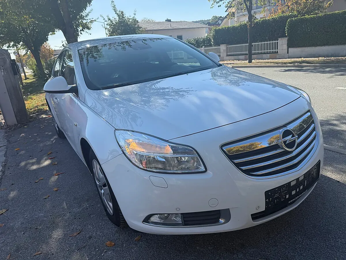 Opel Insignia 2011 photo 3