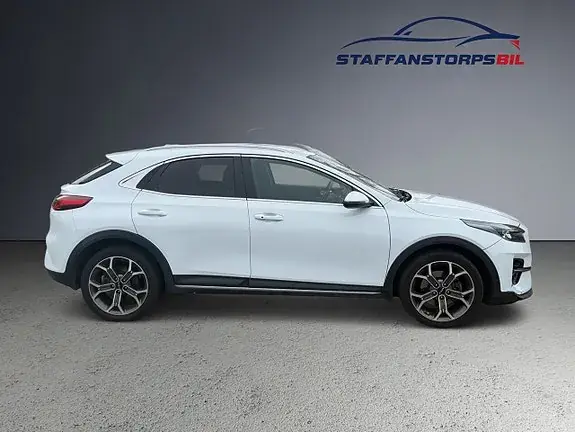 Kia Xceed 2022 photo 4