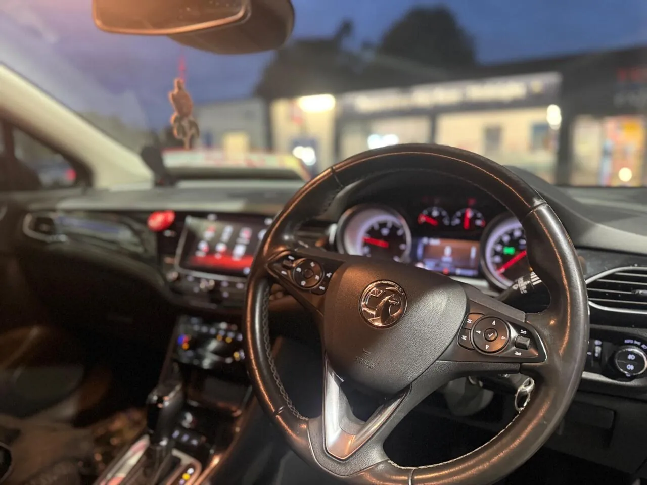 Vauxhall Astra 2018 photo 3