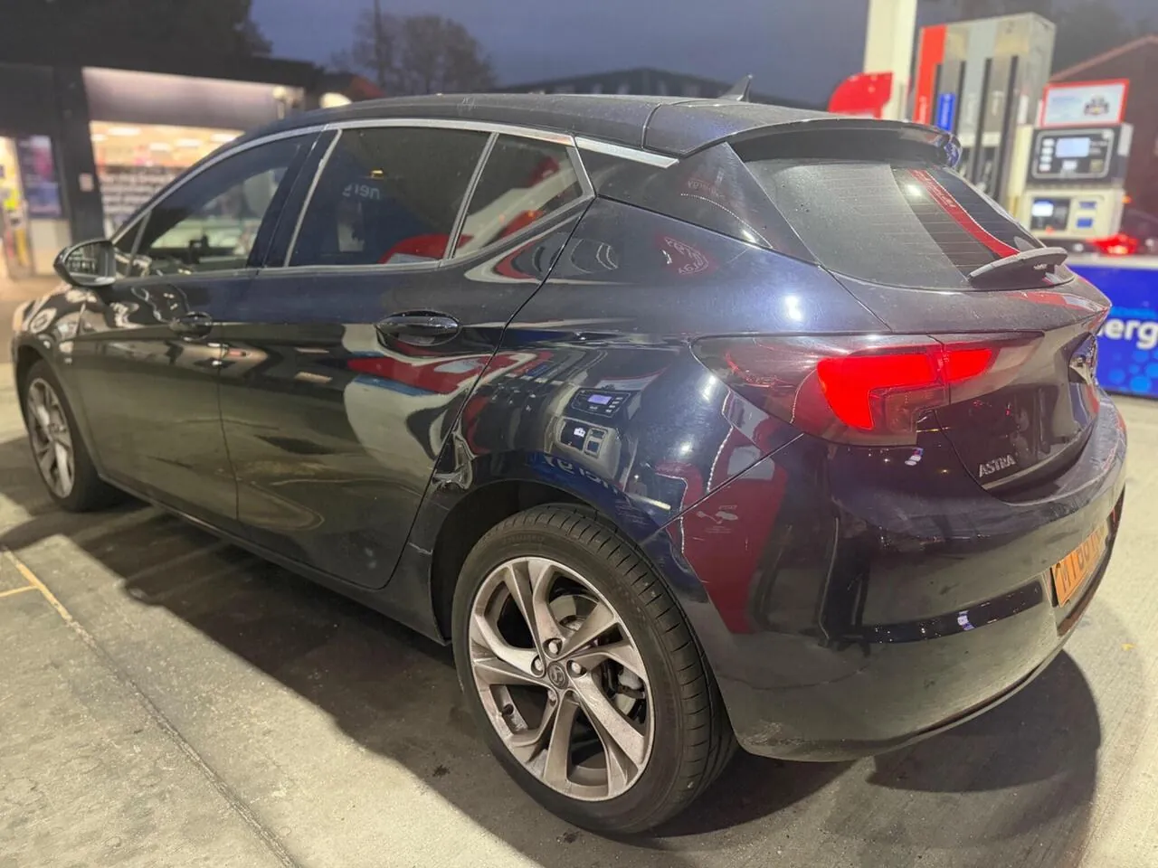 Vauxhall Astra 2018 photo 2
