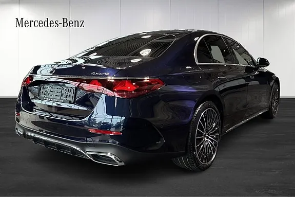Mercedes-Benz E300 De 2026 photo 4