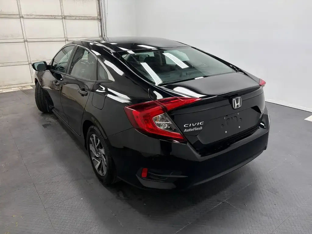 Honda Civic 2016 photo 5