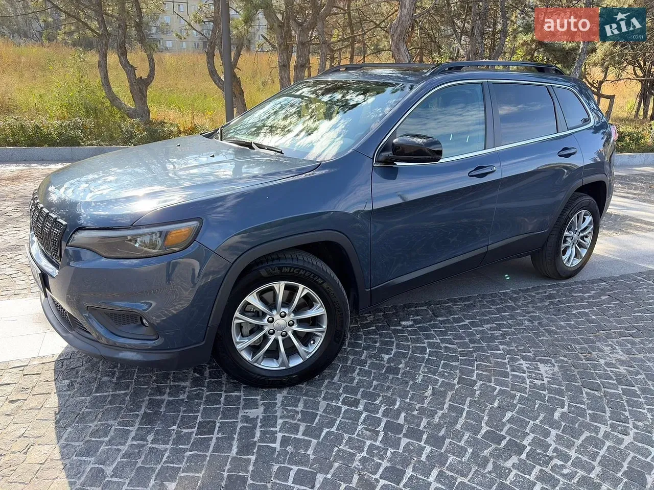 Jeep Cherokee 2022 photo 3