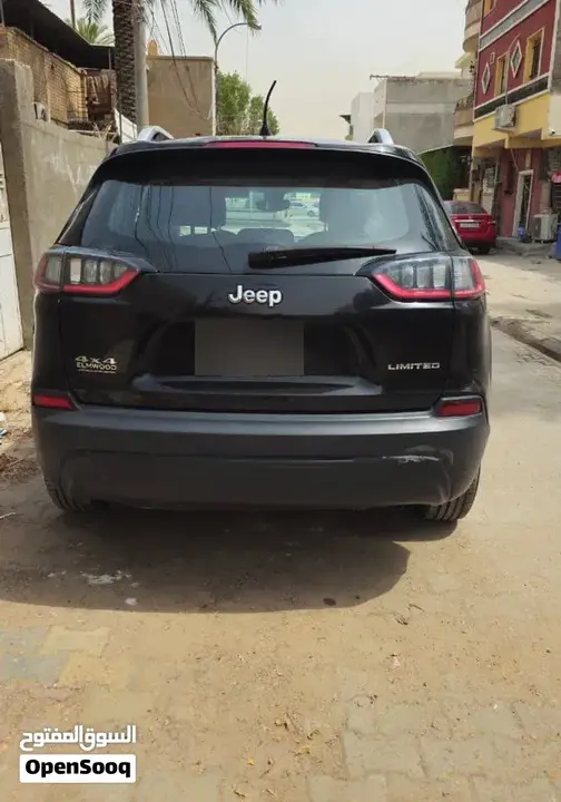 Jeep Cherokee 2019 photo 2