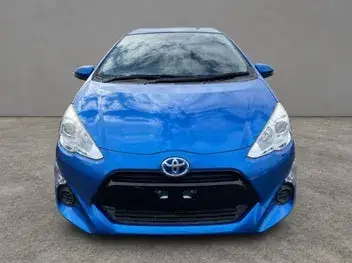 Toyota Aqua 2015 photo 3