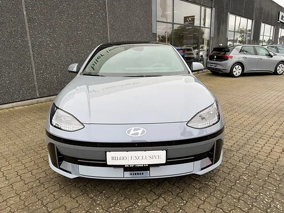 Hyundai Ioniq 6 2023 photo 2