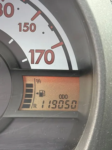 Toyota Aygo 2010 photo 3