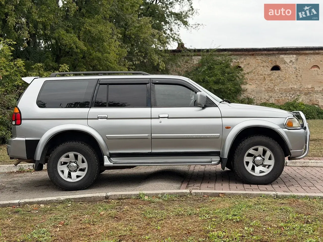 Mitsubishi Pajero Sport 2001 photo 5