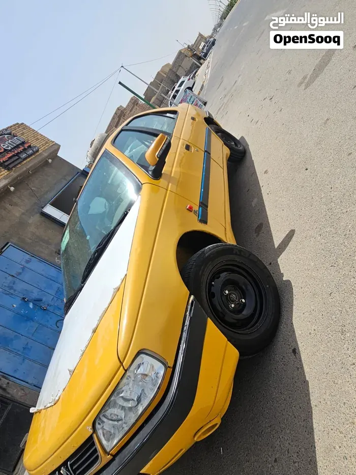 Peugeot 405