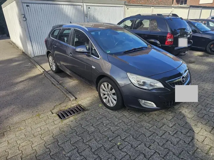 Opel Astra J Sports Tourer