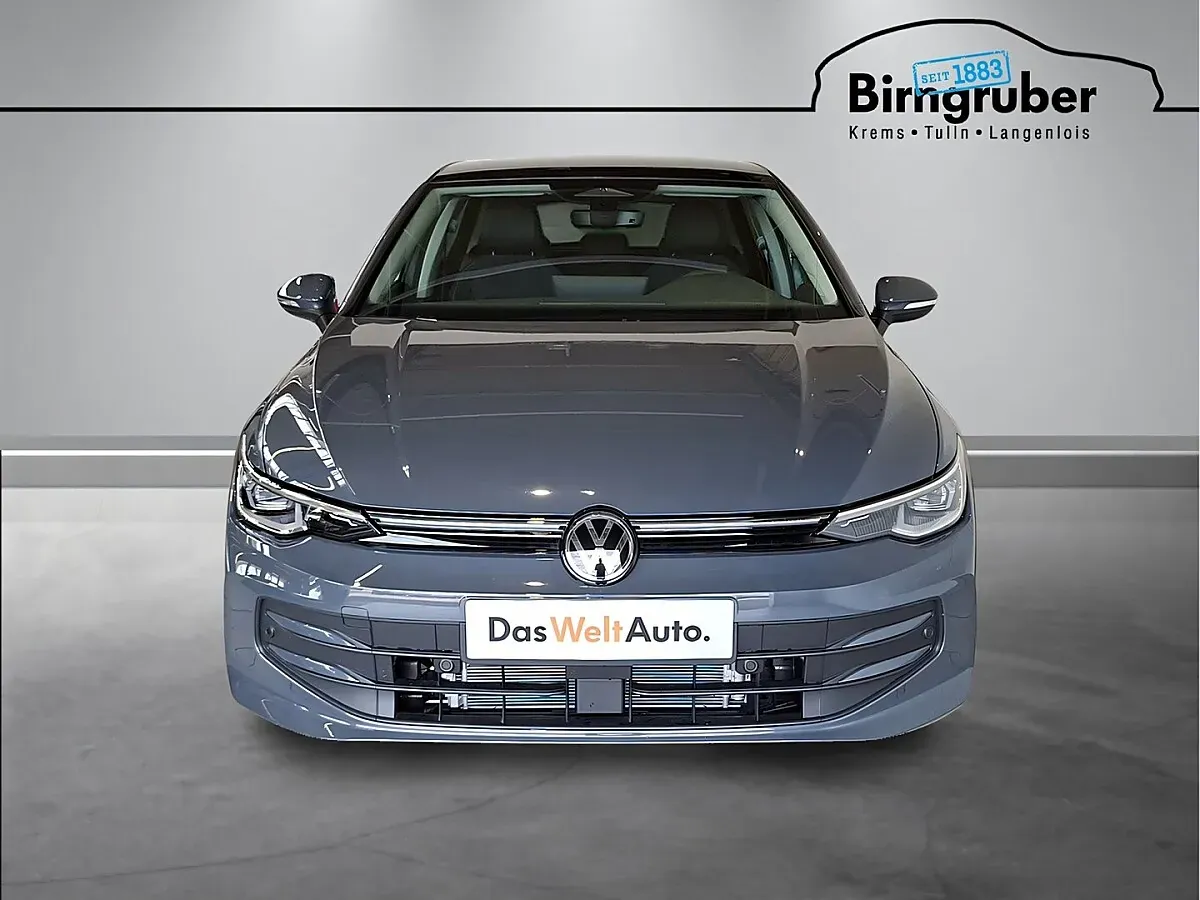 Volkswagen Golf 2026 photo 2