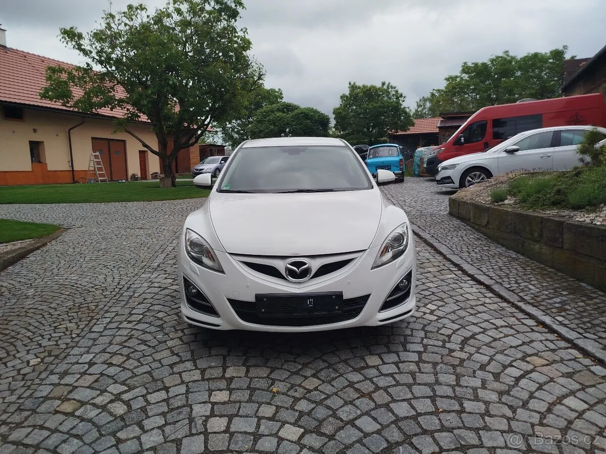 Mazda 6 2011 photo 2
