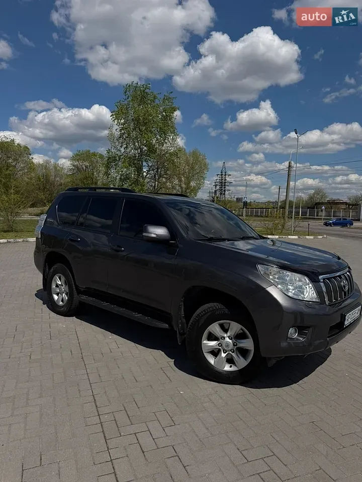 Toyota Land Cruiser Prado 2012 photo 3