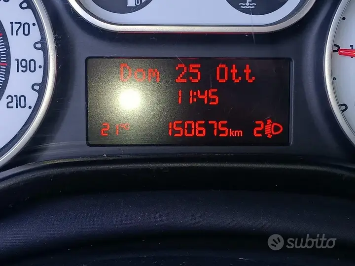 Fiat 500L 2012 photo 5