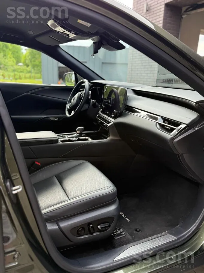 Lexus Rx 2023 photo 2