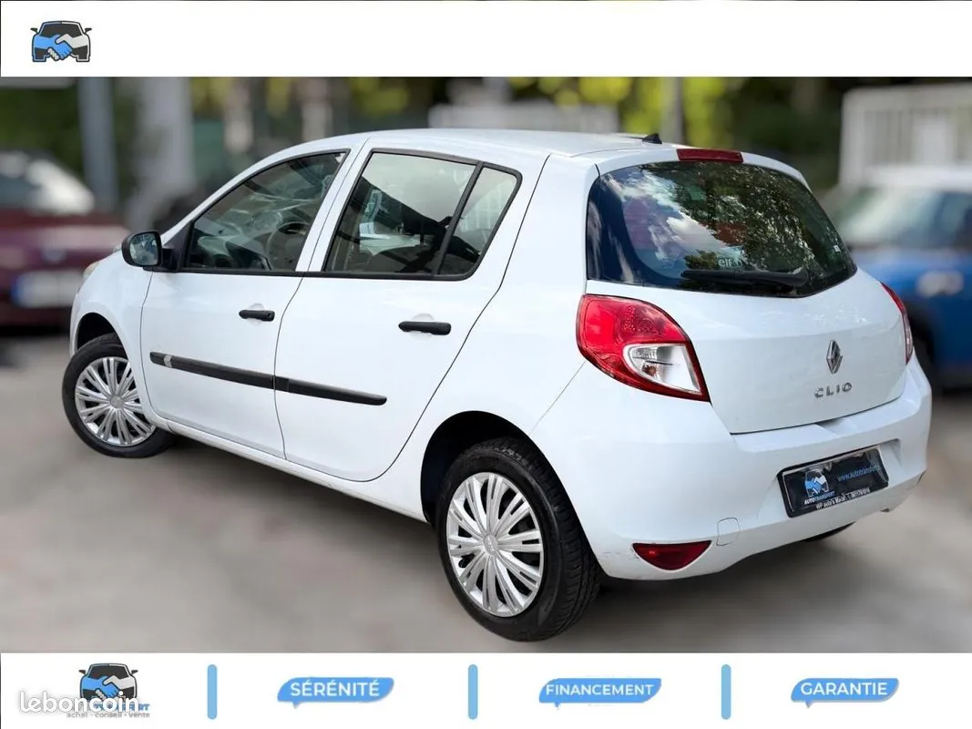 Renault Clio 2006 photo 4