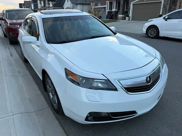 Acura Tl 2013 photo 2