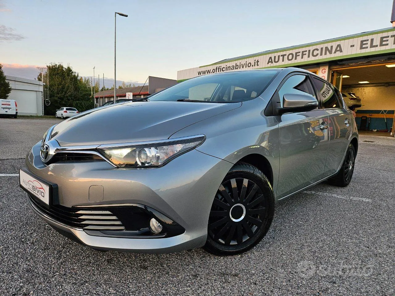 Toyota Auris 2016 photo 2