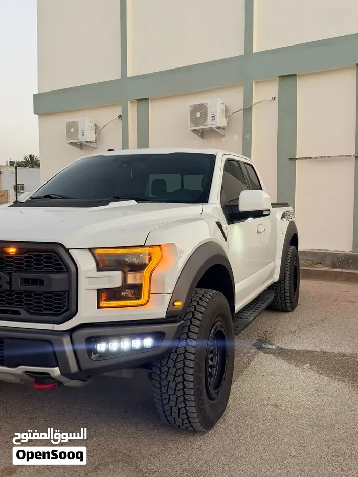 Ford F-150 2018 photo 2