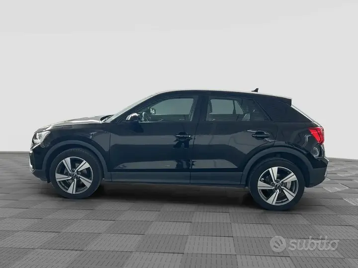 Audi Q2 2022 photo 2