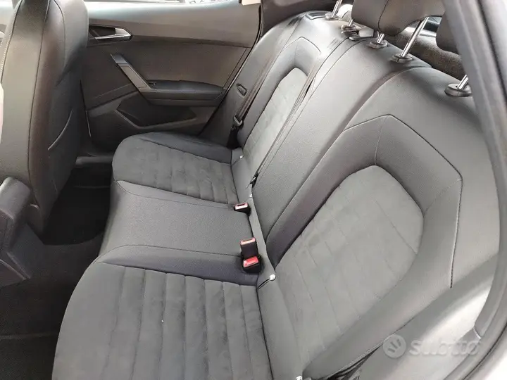 Seat Arona 2022 photo 4