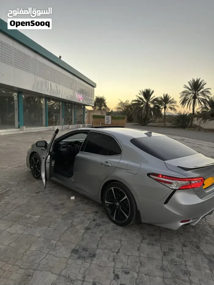 Toyota Camry 2018 photo 3