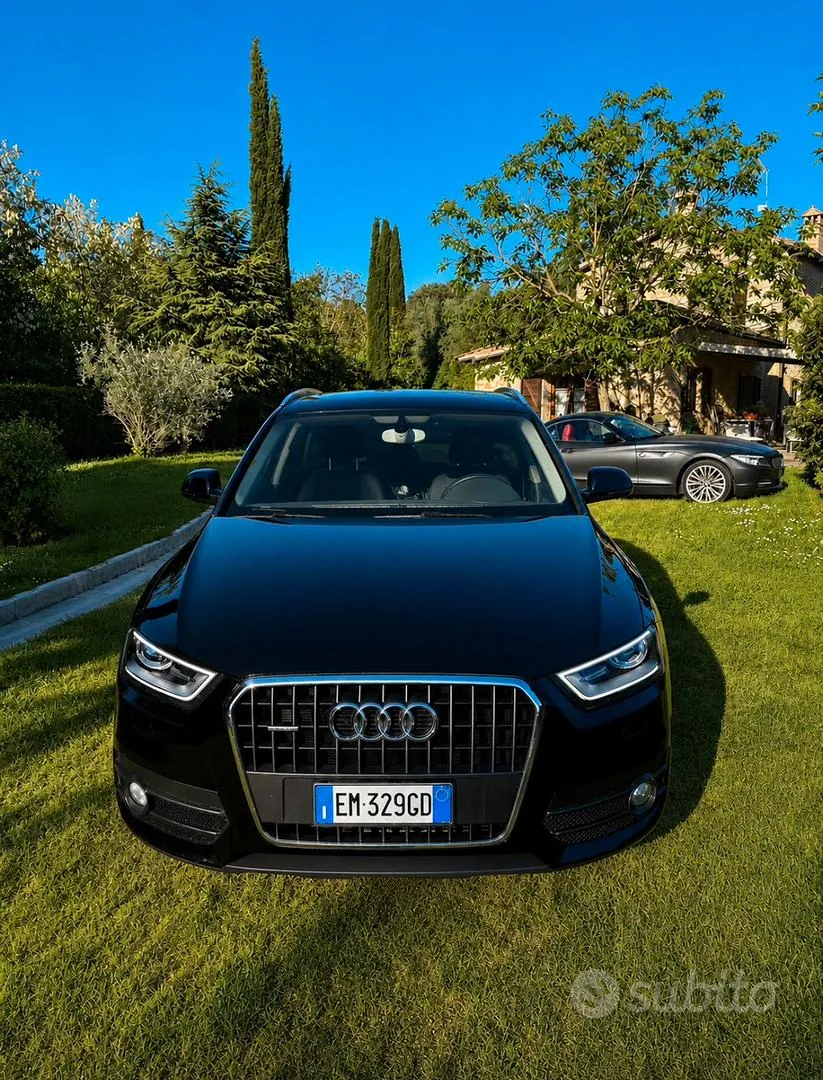 Audi Q3 2011 photo 2