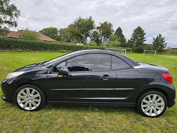 Peugeot 207 Cc 2007 photo 5